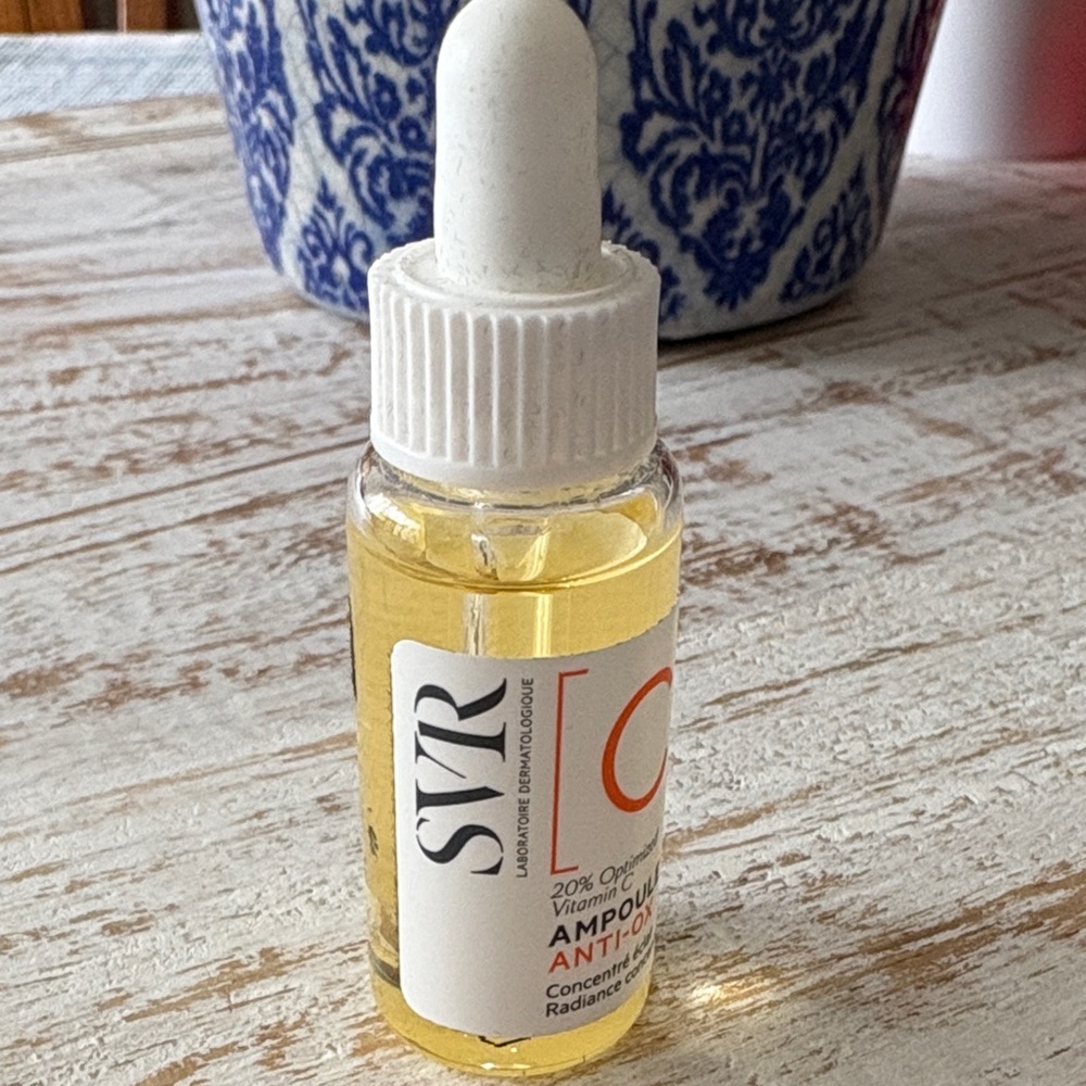 Ampoule Anti-Ox Vitamin C Radiance Serum - 10 ml travel size NEW